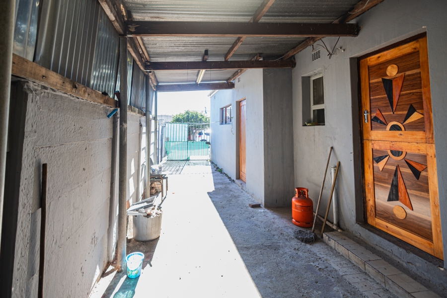 3 Bedroom Property for Sale in Silversands Western Cape